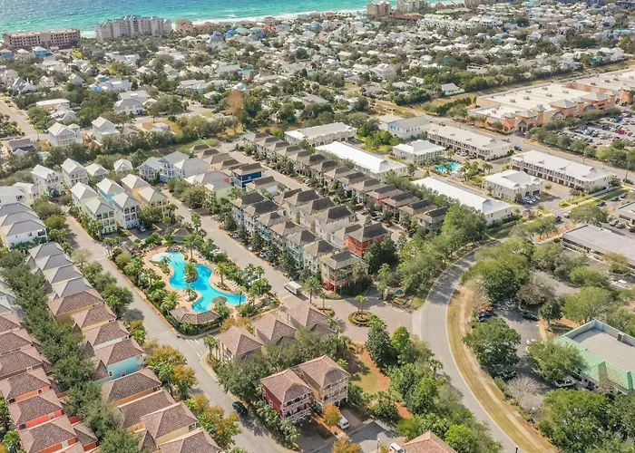 Coral By Avantstay Gorgeous Three Story Home W Two Balconies Destin
